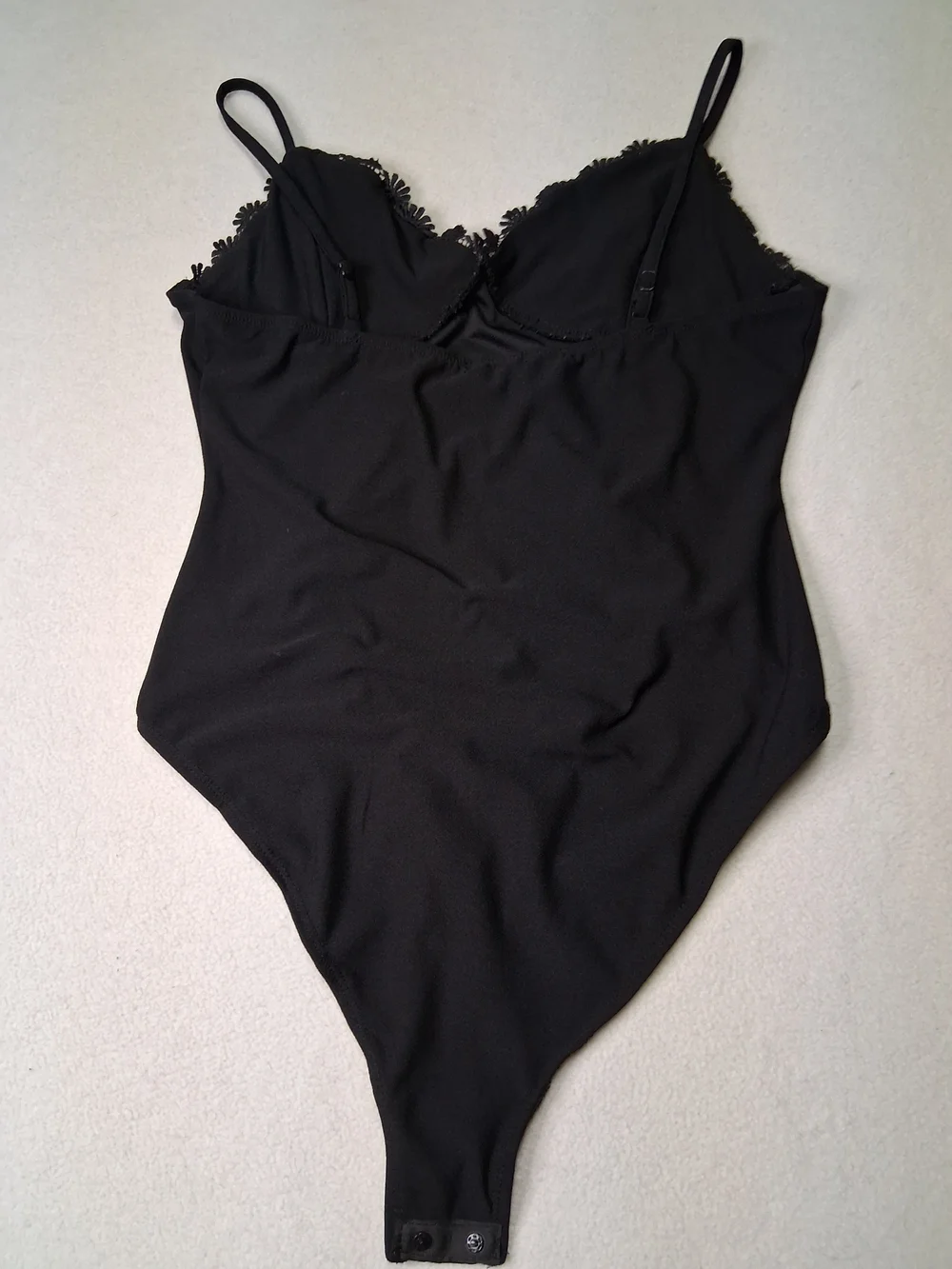 4/20$ Ardene Black Lace-Trim Bodysuit - Picture 6 of 7